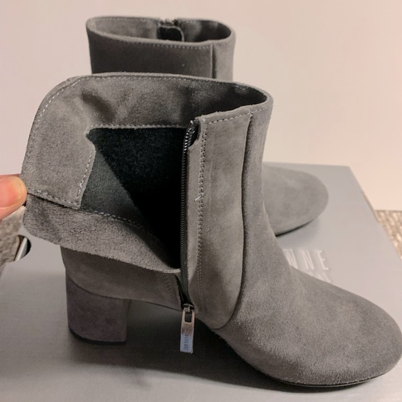 NWB la canadienne Jiji Women Suede boots Gray Elegant Size 7 M - Picture 5 of 11